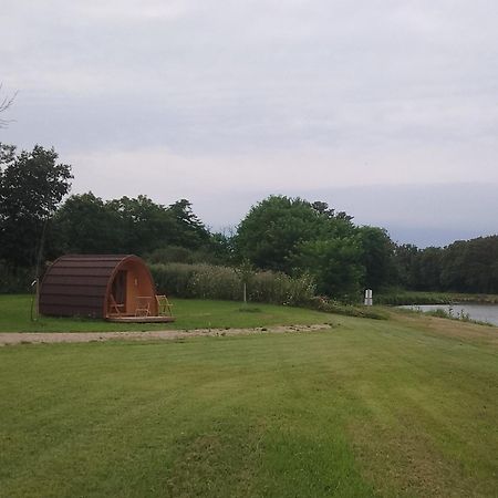 La Halte Du Canal Luthenay-Uxeloup Exterior foto